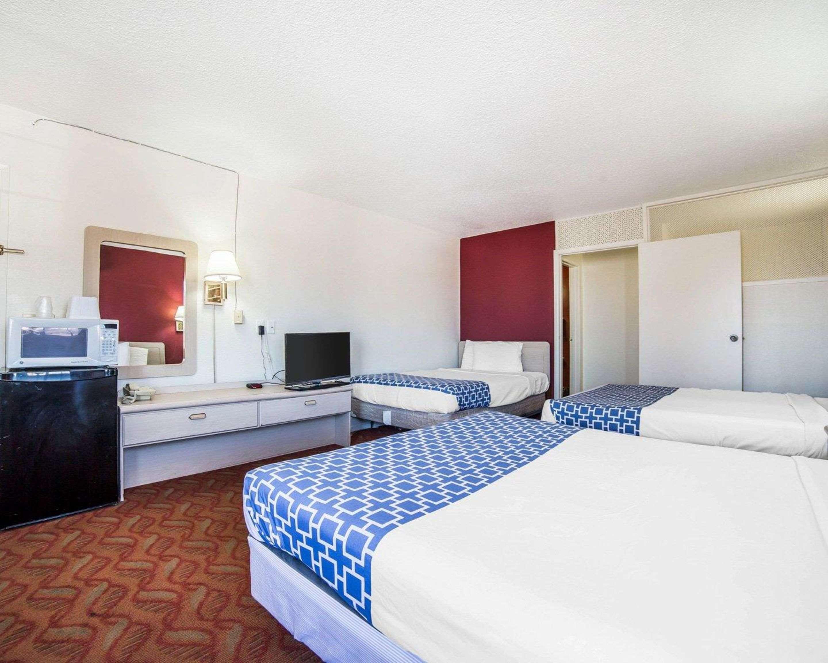 Econo Lodge Fallon Naval Air Station Area Zewnętrze zdjęcie