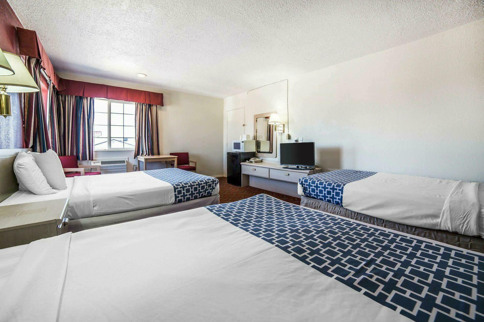 Econo Lodge Fallon Naval Air Station Area Zewnętrze zdjęcie